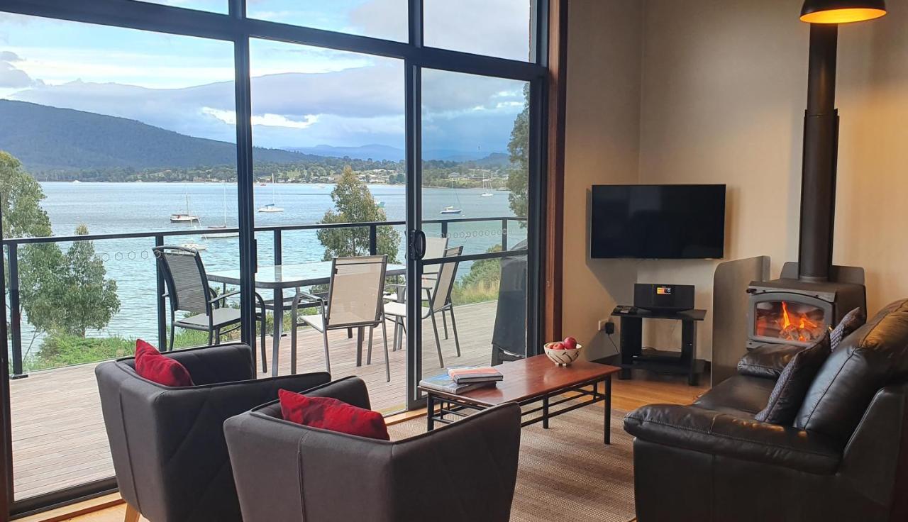 The Beach House- Private Jacuzzi And Wood Fire! Dover Екстер'єр фото
