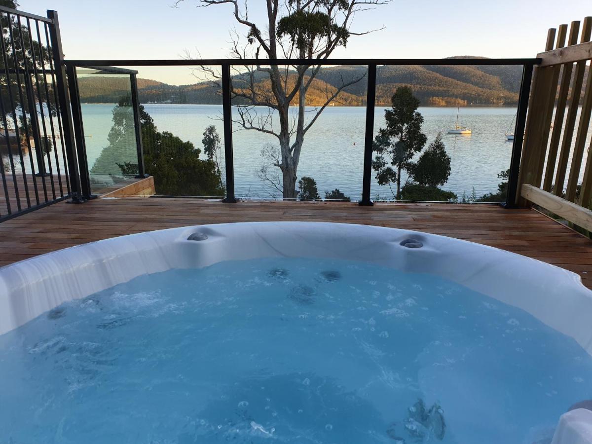 The Beach House- Private Jacuzzi And Wood Fire! Dover Екстер'єр фото