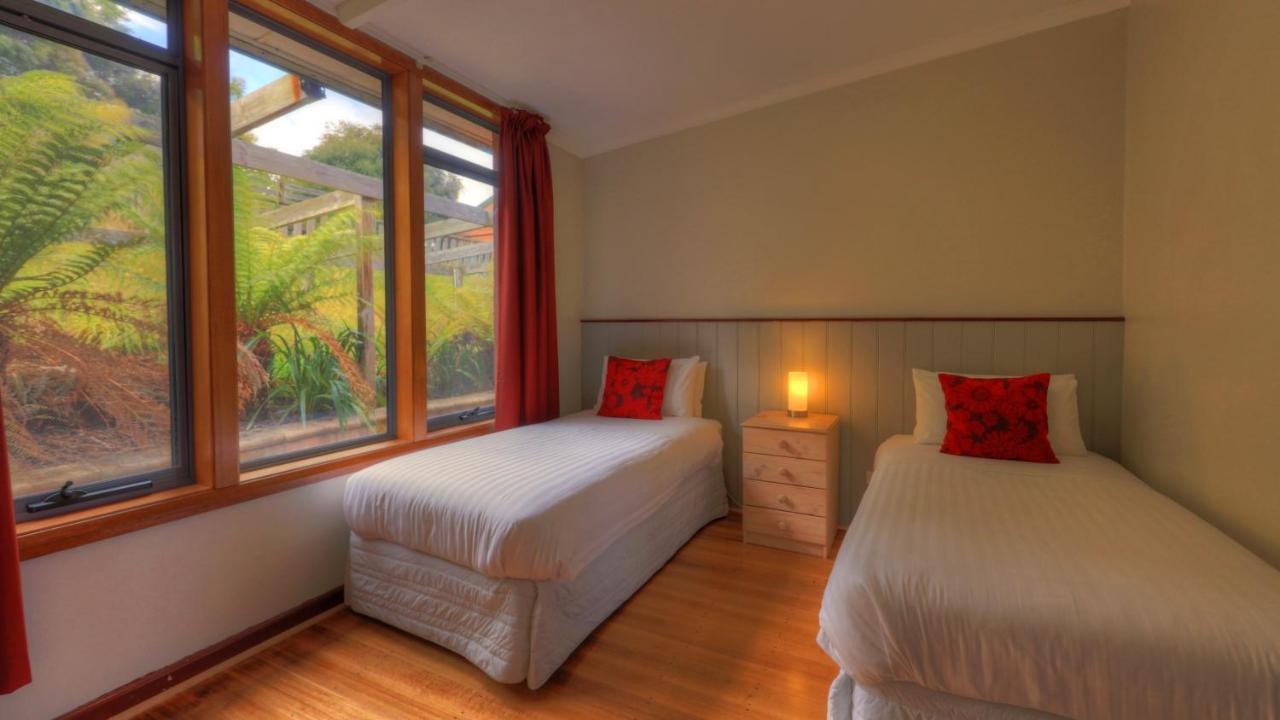 The Beach House- Private Jacuzzi And Wood Fire! Dover Екстер'єр фото