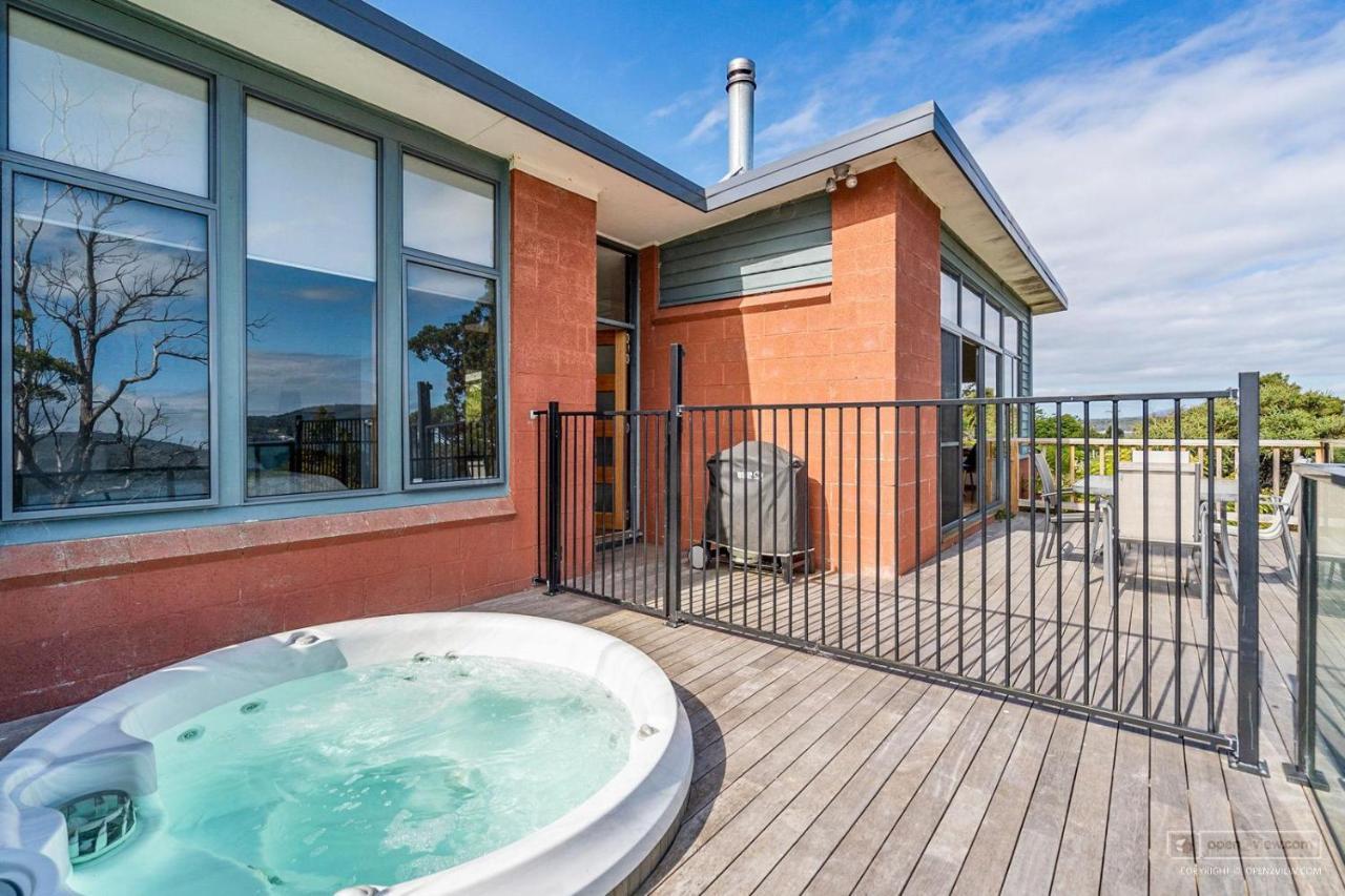 The Beach House- Private Jacuzzi And Wood Fire! Dover Екстер'єр фото