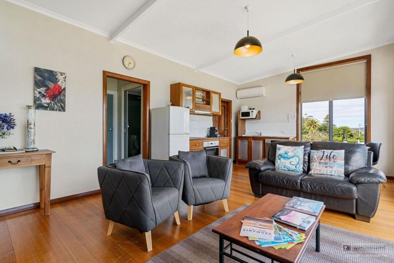 The Beach House- Private Jacuzzi And Wood Fire! Dover Екстер'єр фото